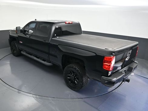 Used 2017 Chevrolet Silverado 2500 LT w/ Midnight Edition AWD/4WD image 19