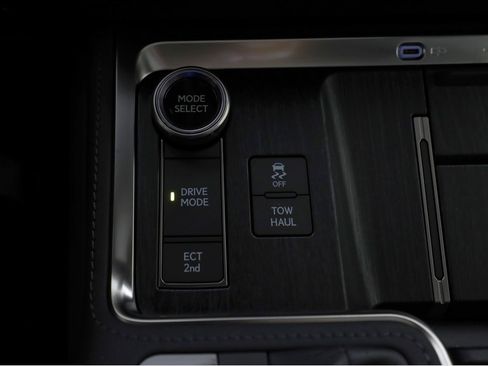 Used 2025 Lexus GX 550 550 Luxury image 35