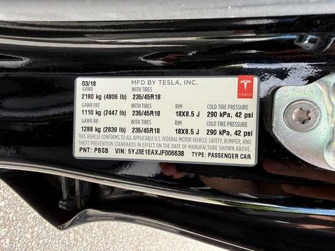 Used 2018 Tesla Model 3 Long Range RWD image 25
