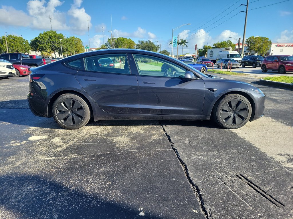 Used 2025 Tesla Model 3 RWD image 8