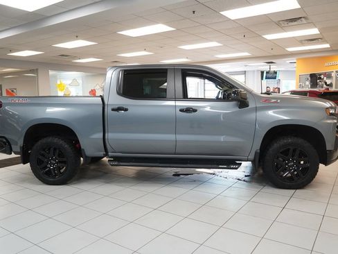 Used 2021 Chevrolet Silverado 1500 LT Trail Boss w/ Convenience Package II AWD/4WD image 12