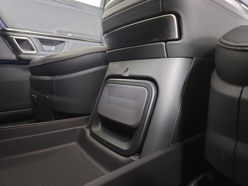 Used 2022 Rivian R1T Launch Edition image 31