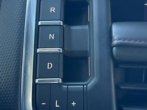 Used 2021 Chevrolet Tahoe RST w/ Luxury Package image 32