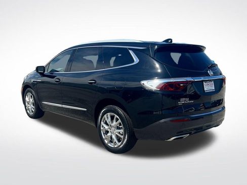 Used 2023 Buick Enclave Essence w/ Experience Buick Package AWD/4WD image 4