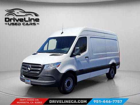 Used 2022 Mercedes-Benz Sprinter 2500 image 1