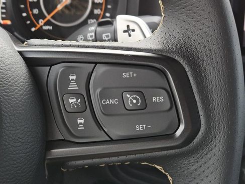 New 2025 Jeep Wrangler Unlimited Rubicon 392 image 16