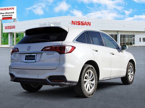 Used 2017 Acura RDX w/ Technology Package image 4