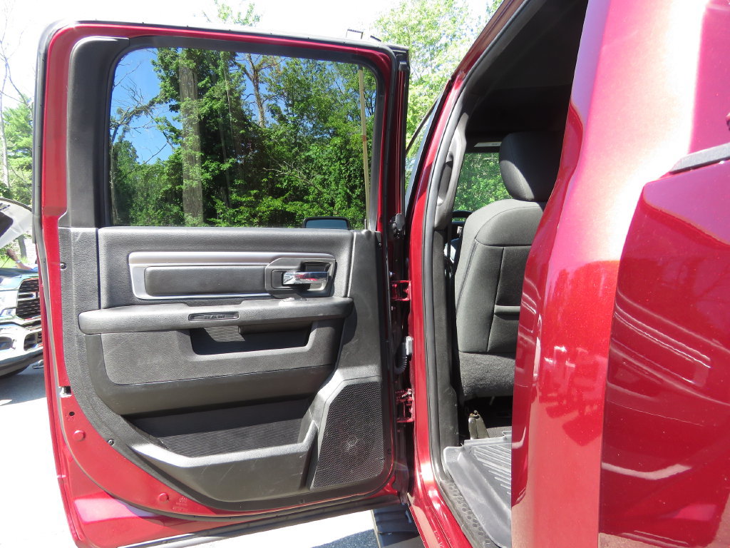 Used 2021 RAM 1500 Warlock AWD/4WD image 18