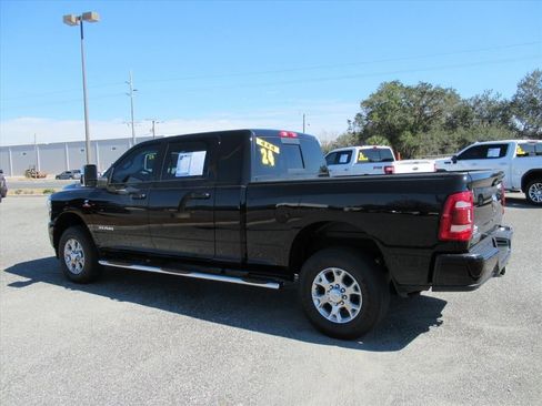 Used 2024 RAM 3500 Laramie AWD/4WD image 4