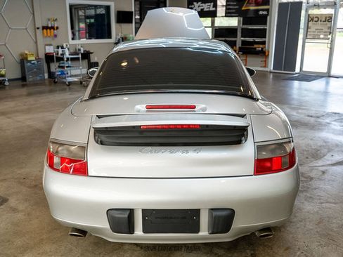 Used 2000 Porsche 911 Carrera 4 AWD/4WD image 24