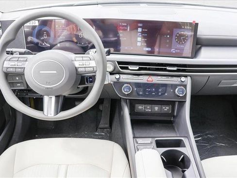 New 2025 Hyundai Sonata SEL image 24