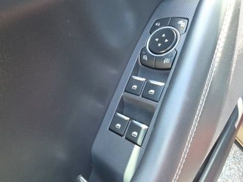 Used 2025 Ford Mustang Mach-E Select w/ Comfort Package Lite AWD/4WD image 19