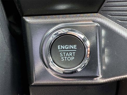 New 2025 Ford F150 Lariat w/ Equipment Group 502A High image 8