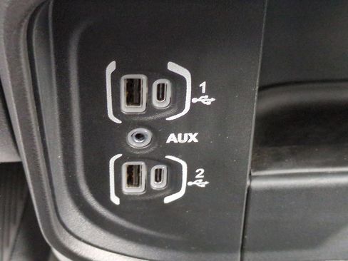 Used 2024 RAM 3500 Tradesman image 15