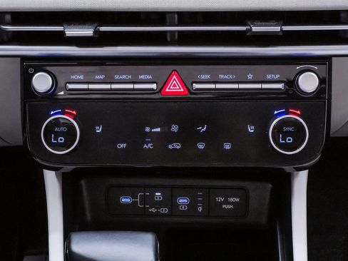 Certified 2025 Hyundai Tucson SEL image 18