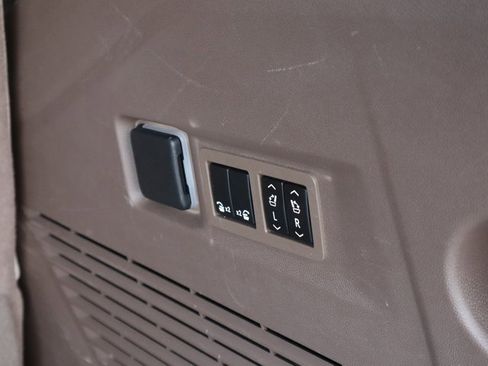 Certified 2023 GMC Yukon Denali w/ Max Trailering Package image 10