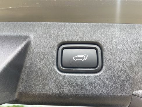 Used 2025 Hyundai Tucson Limited AWD/4WD image 34