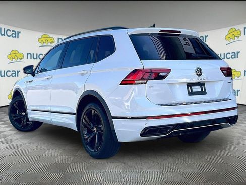 Certified 2023 Volkswagen Tiguan SE R-Line AWD/4WD image 4