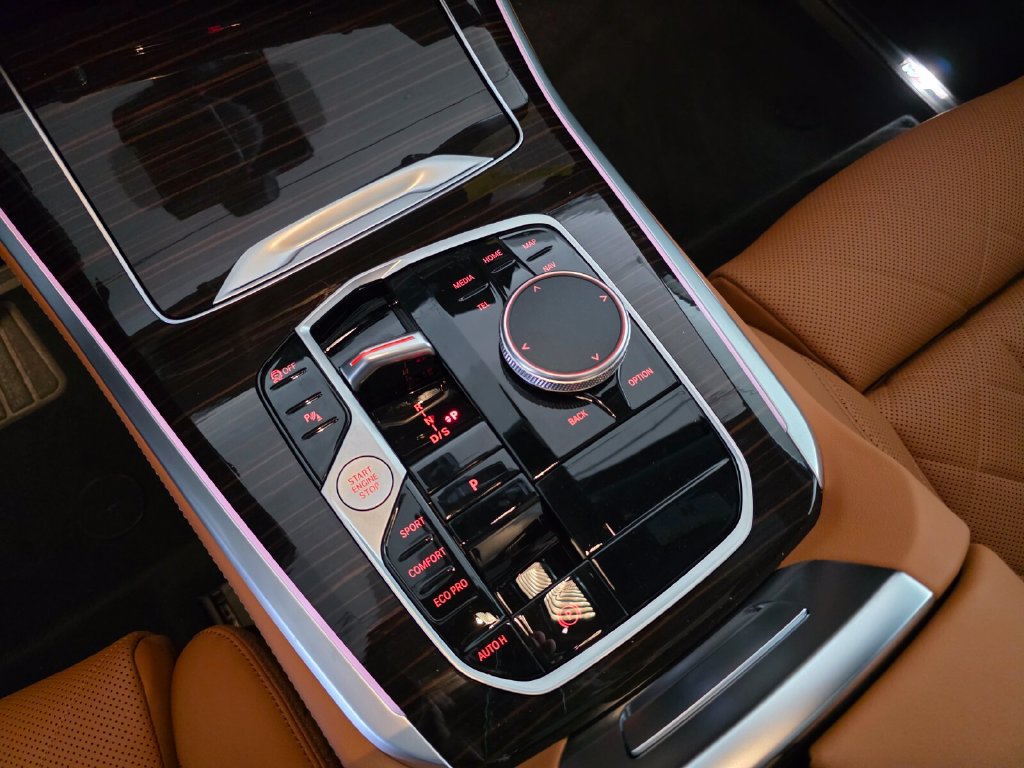 New 2026 BMW X5 M60i RWD image 15