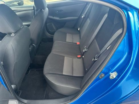 Used 2024 Nissan Sentra SV FWD image 28