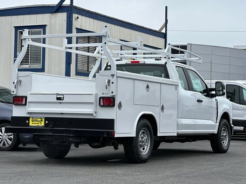 New 2026 Ford F250 XL w/ XL Chrome Package RWD image 3