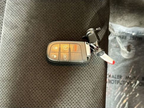 Used 2021 Dodge Durango SRT w/ Technology Group image 42