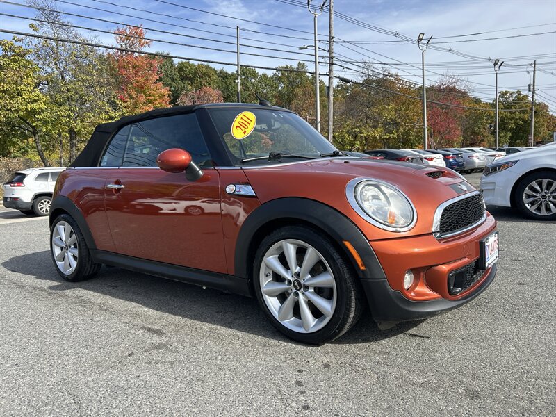 Used 2011 MINI Cooper S FWD image 3