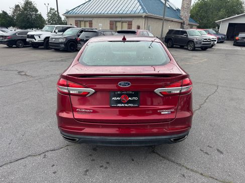 Used 2019 Ford Fusion Titanium AWD/4WD image 4