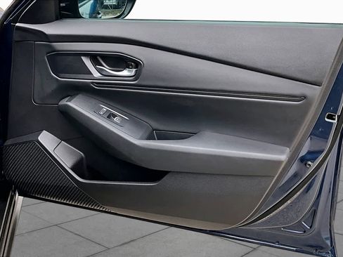 Used 2025 Honda Accord SE image 23