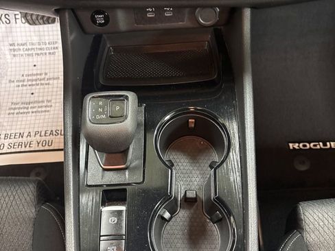 Used 2024 Nissan Rogue SV image 13