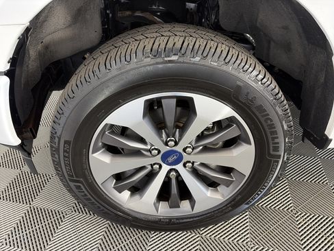 Used 2019 Ford F150 XL w/ Equipment Group 101A Mid AWD/4WD image 13