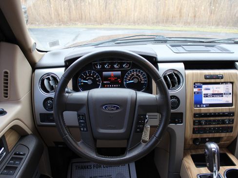 Used 2011 Ford F150 Lariat w/ Lariat Chrome Pkg image 21