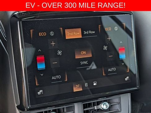 Used 2026 Cadillac Vistiq Sport w/ LPO, Floor Liner Package AWD/4WD image 29