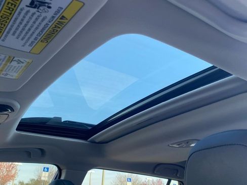 Used 2024 Subaru Outback Limited w/ Popular Package #2 image 24