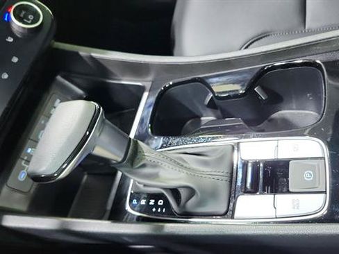 Used 2026 Hyundai Santa Cruz SEL FWD image 16