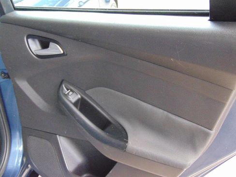 Used 2018 Ford Focus ST image 23