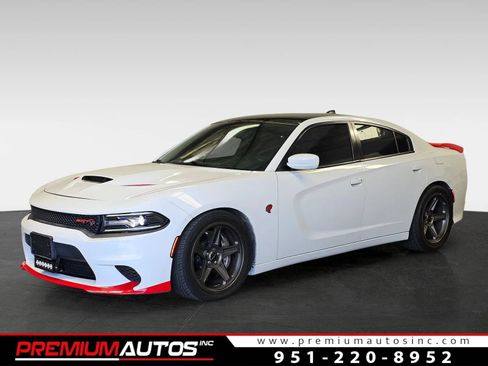 Used 2018 Dodge Charger SRT Hellcat w/ Harman/Kardon Audio Group RWD image 1