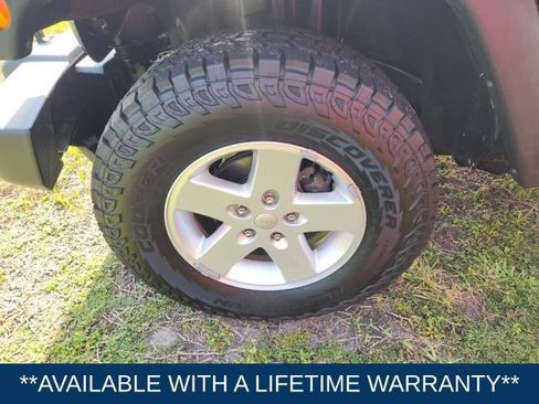 Used 2018 Jeep Wrangler Unlimited Sport S image 3