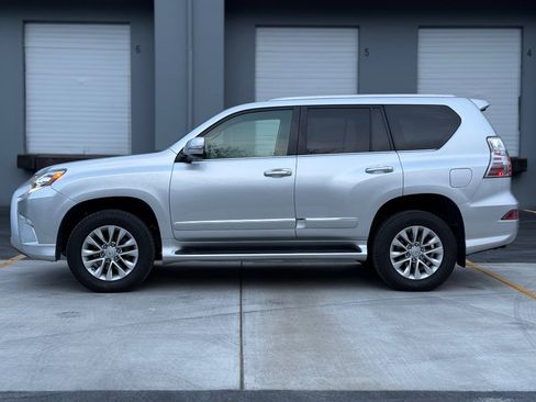 Used 2018 Lexus GX 460 Premium w/ Premium Package AWD/4WD image 7