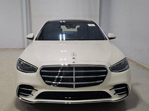 Used 2023 Mercedes-Benz S 500 4MATIC w/ AMG Line image 2