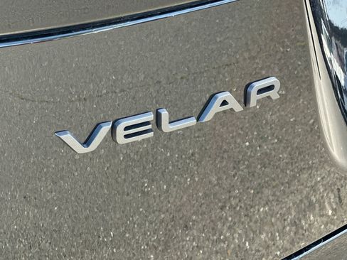 New 2026 Land Rover Range Rover Velar Dynamic SE image 14