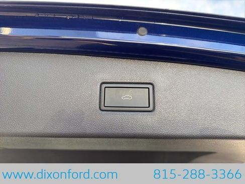 Used 2024 Volkswagen Tiguan SE image 26