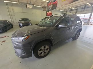 Used 2025 Toyota RAV4 XLE FWD video 1