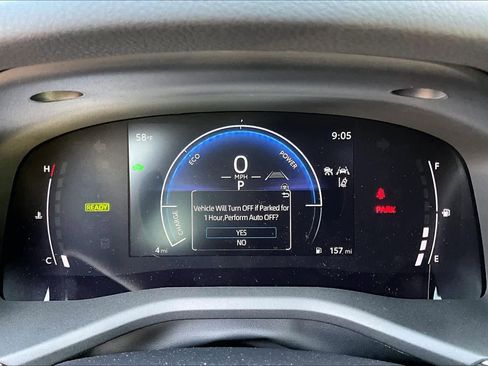 Certified 2025 Toyota Camry SE image 25