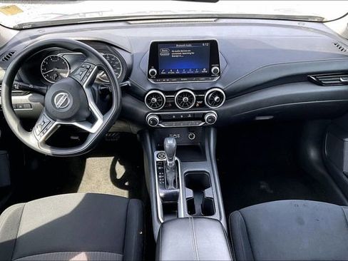 Used 2023 Nissan Sentra SV image 7