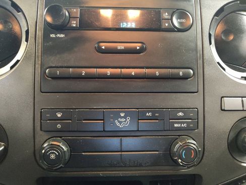 Used 2016 Ford F250 XL RWD image 25