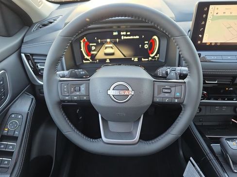 New 2026 Nissan Rogue Platinum w/ Platinum Premium Package image 18