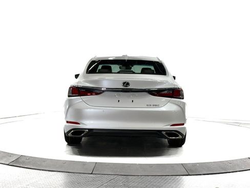 New 2025 Lexus ES 350 w/ Premium Package image 10