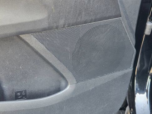 Used 2023 Kia Sorento S w/ Panoramic Sunroof Package FWD image 22