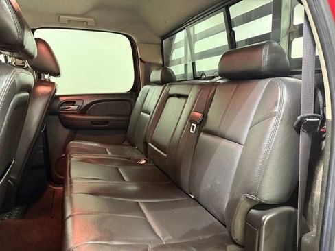 Used 2011 Chevrolet Silverado 3500 LTZ image 20